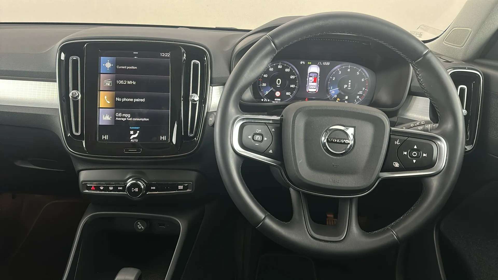 2021 VOLVO XC40 2021 VOLVO XC40