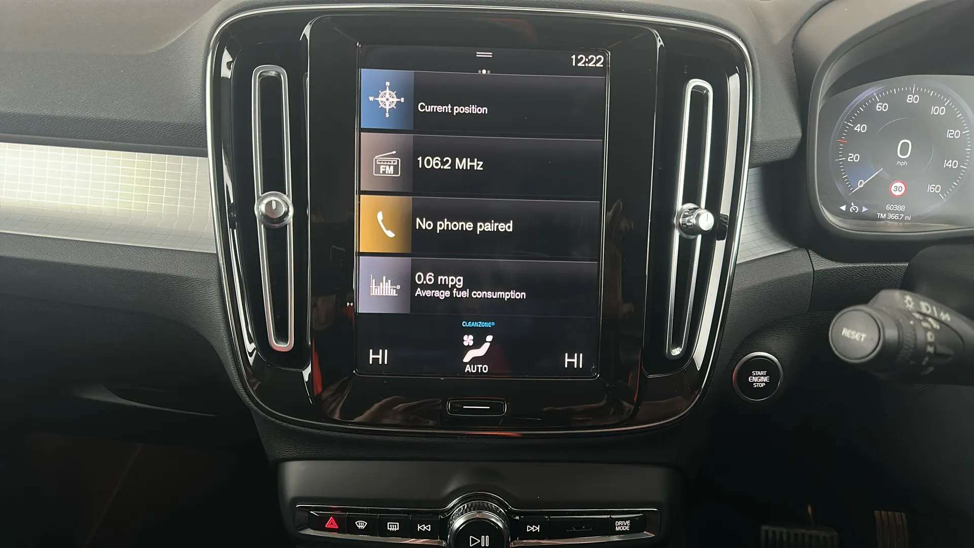 2021 VOLVO XC40 2021 VOLVO XC40