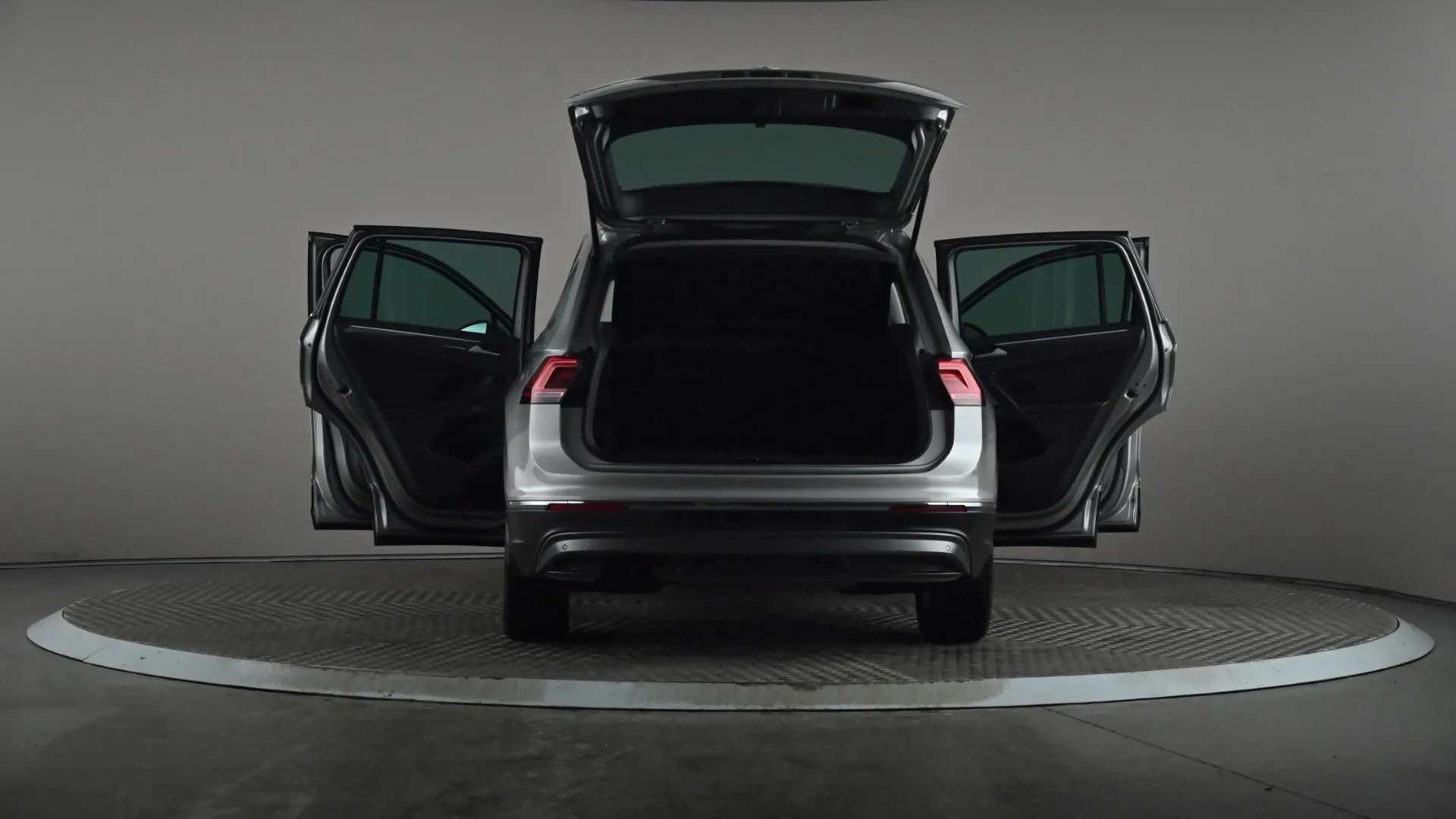 2019 VOLKSWAGEN TIGUAN 2019 VOLKSWAGEN TIGUAN