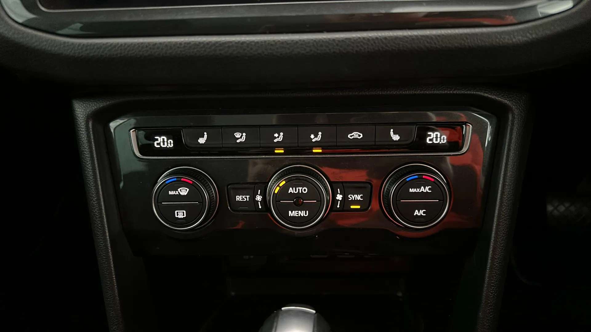 2019 VOLKSWAGEN TIGUAN 2019 VOLKSWAGEN TIGUAN