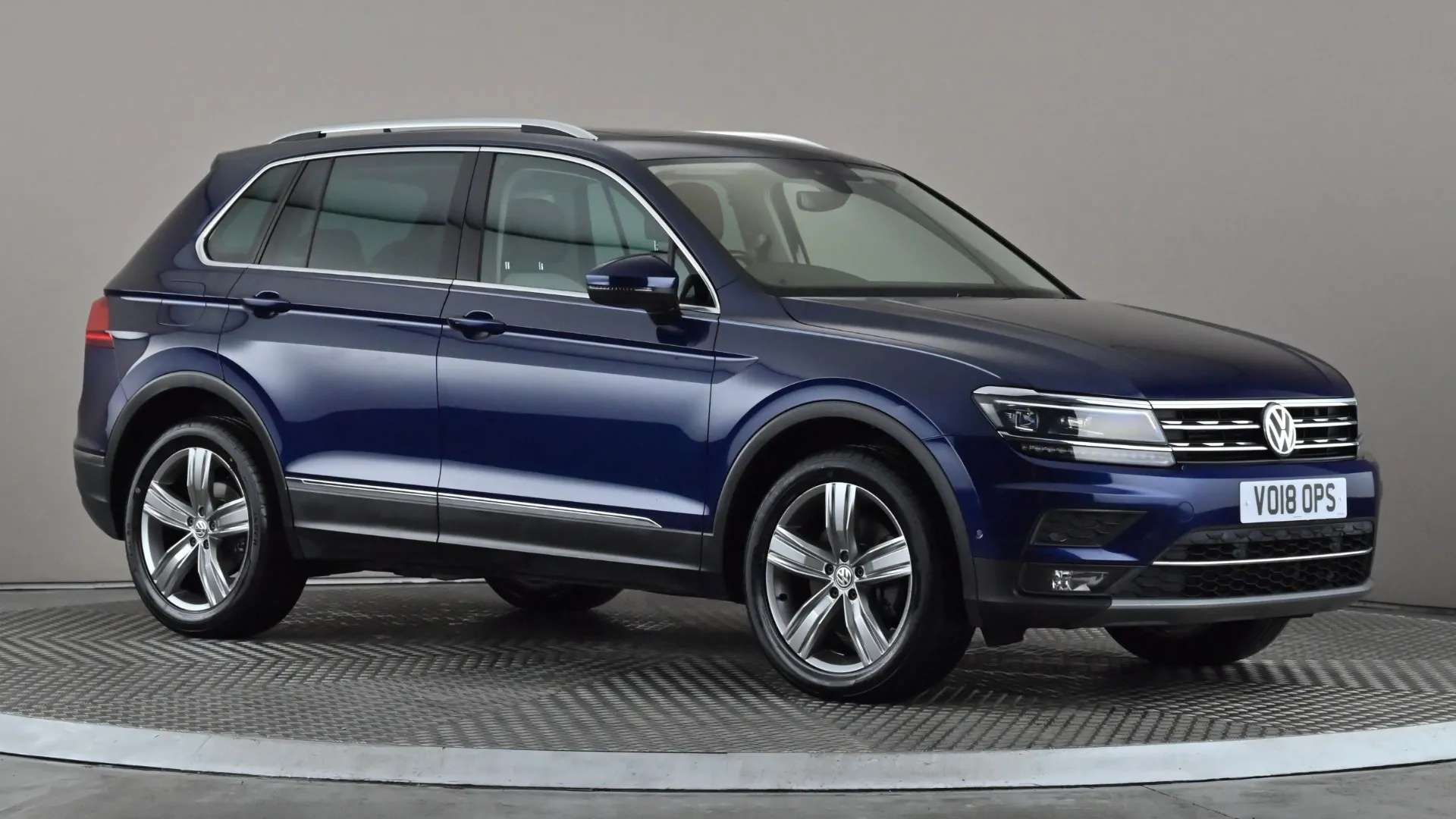 A 2018 VOLKSWAGEN TIGUAN 2.0 TSi 180 4Motion SEL DSG A 2018 VOLKSWAGEN TIGUAN 2.0 TSi 180 4Motion SEL DSG