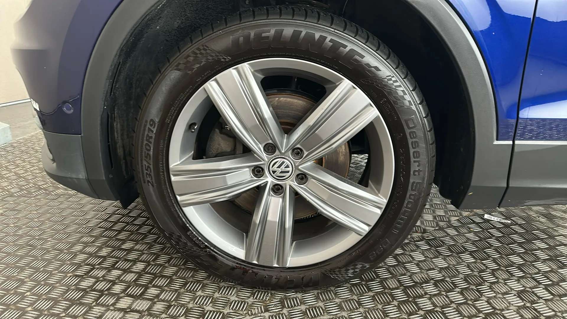 2018 VOLKSWAGEN TIGUAN 2018 VOLKSWAGEN TIGUAN
