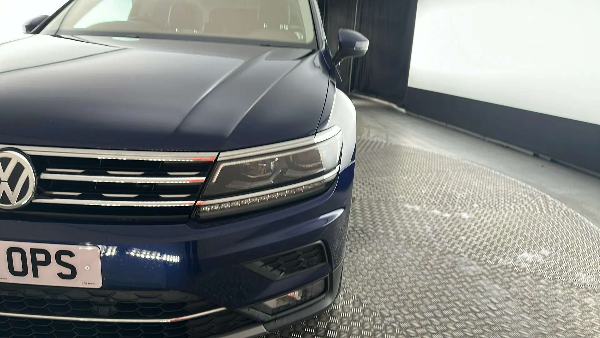 2018 VOLKSWAGEN TIGUAN 2018 VOLKSWAGEN TIGUAN