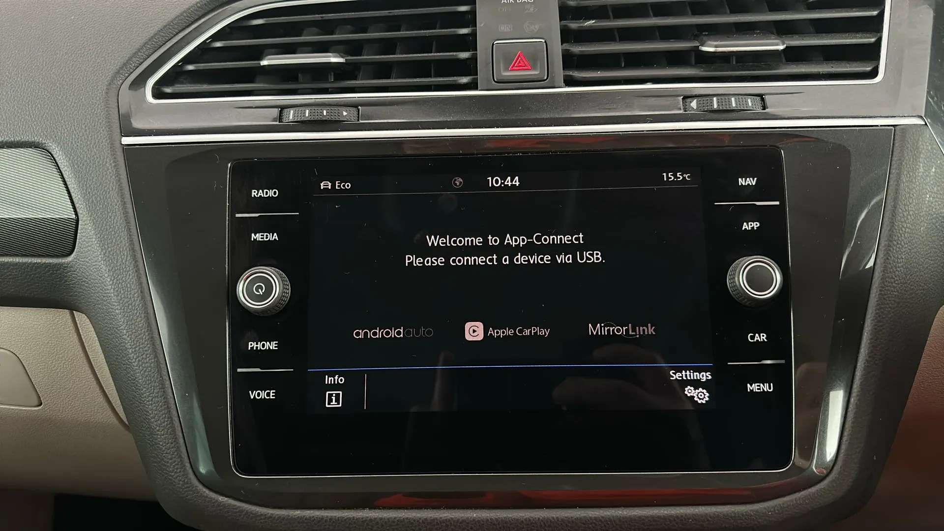 2018 VOLKSWAGEN TIGUAN 2018 VOLKSWAGEN TIGUAN