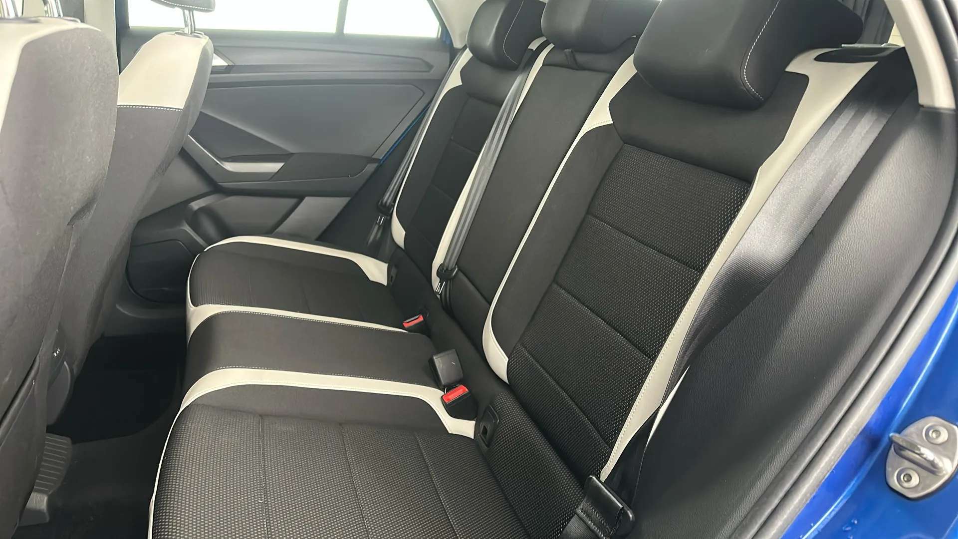 2018 VOLKSWAGEN T-ROC 2018 VOLKSWAGEN T-ROC