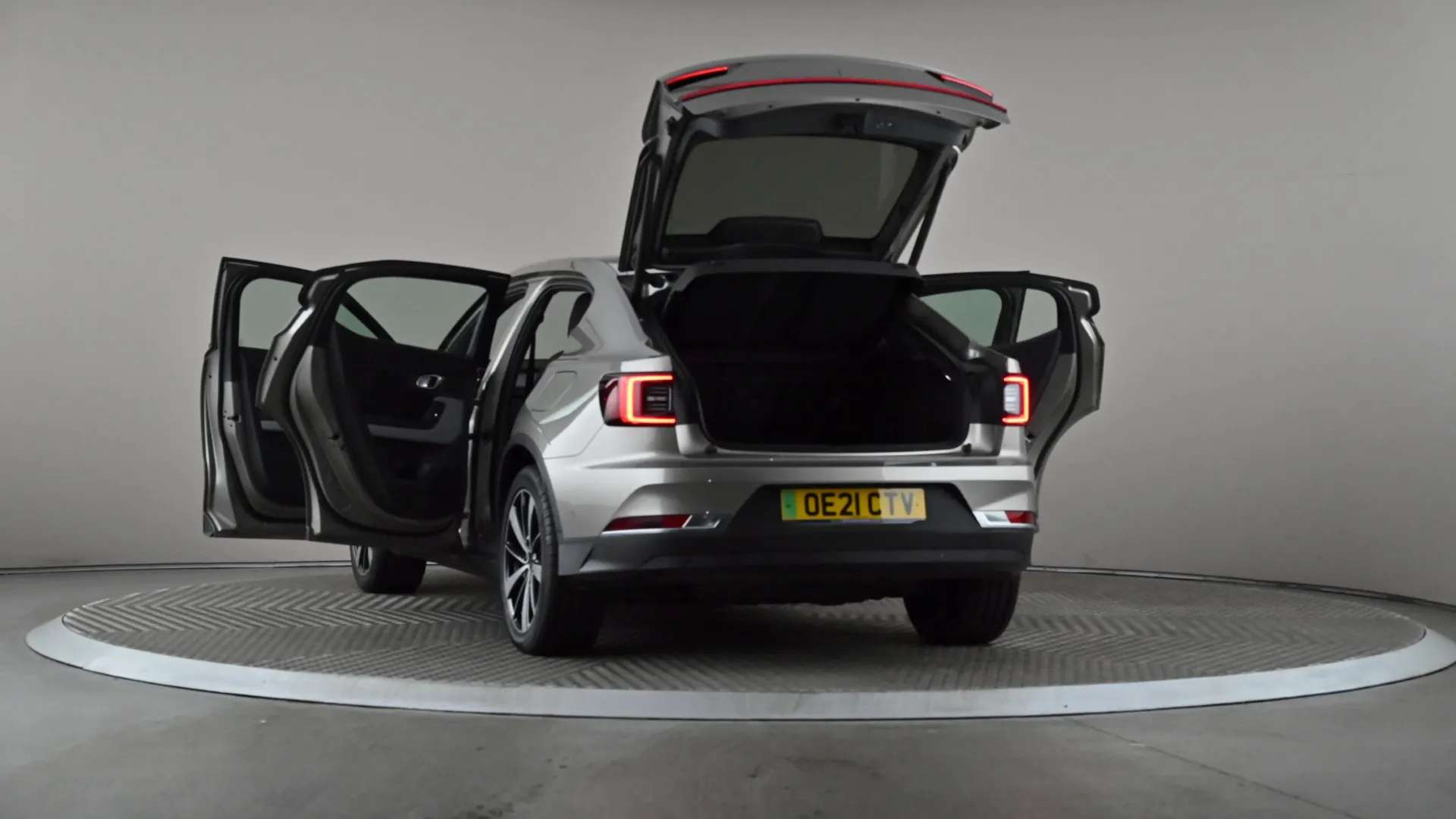 2021 POLESTAR 2 2021 POLESTAR 2