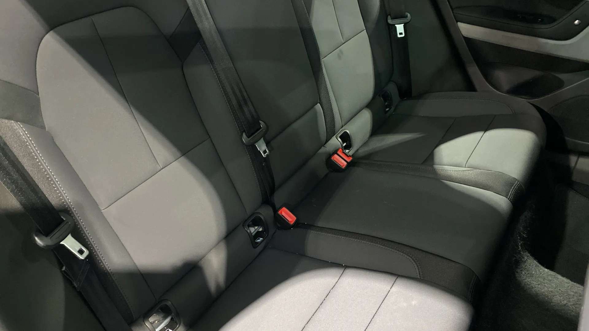 2022 POLESTAR 2 2022 POLESTAR 2