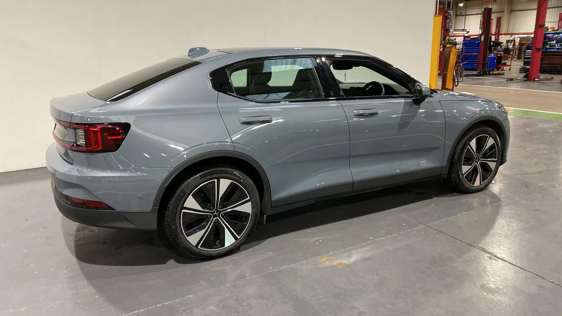 2022 POLESTAR 2 2022 POLESTAR 2
