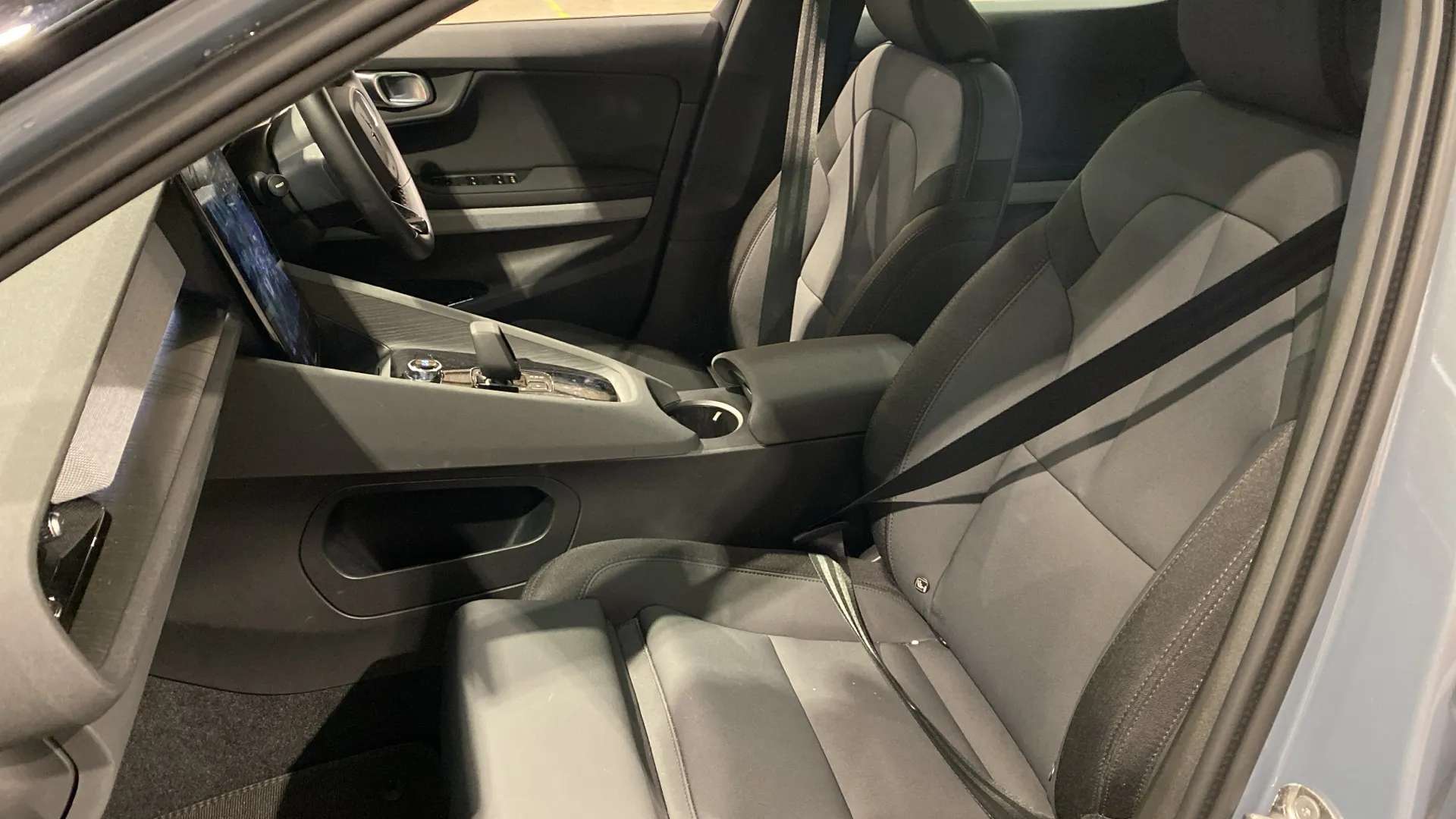 2022 POLESTAR 2 2022 POLESTAR 2