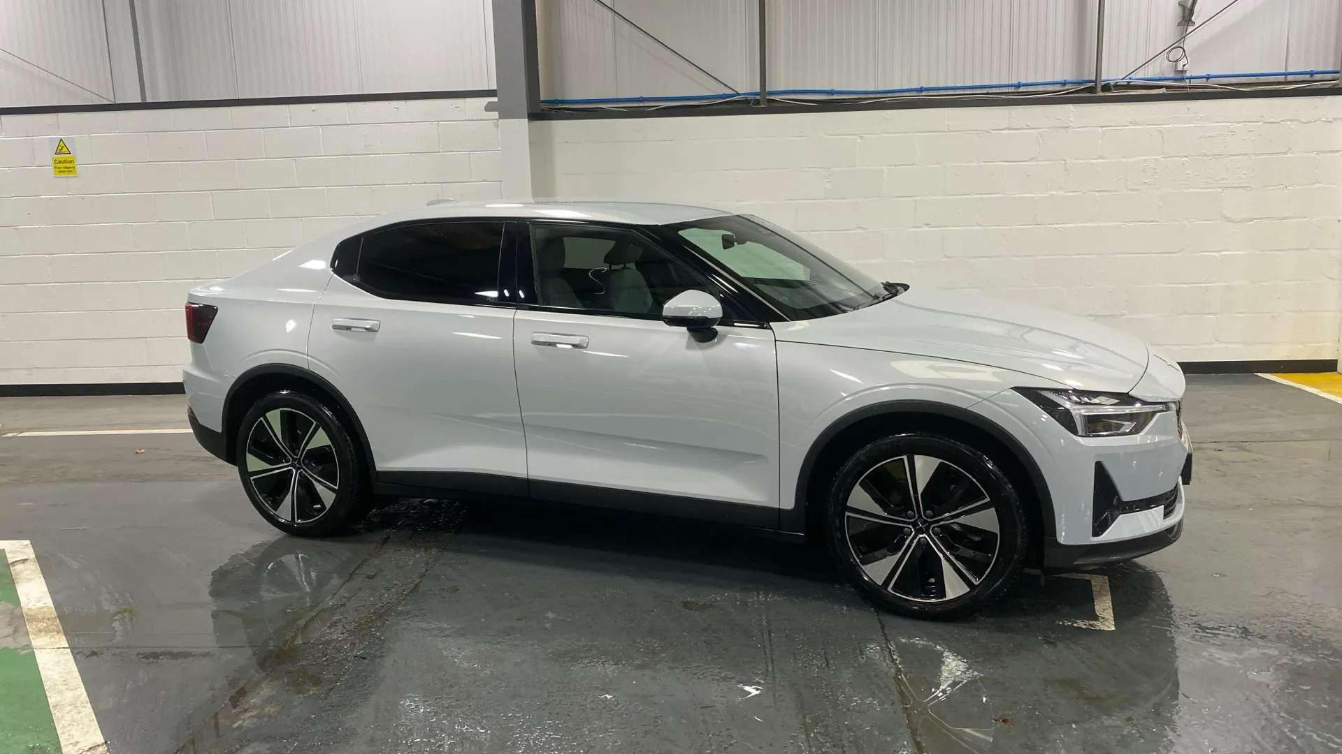 2022 POLESTAR 2 2022 POLESTAR 2