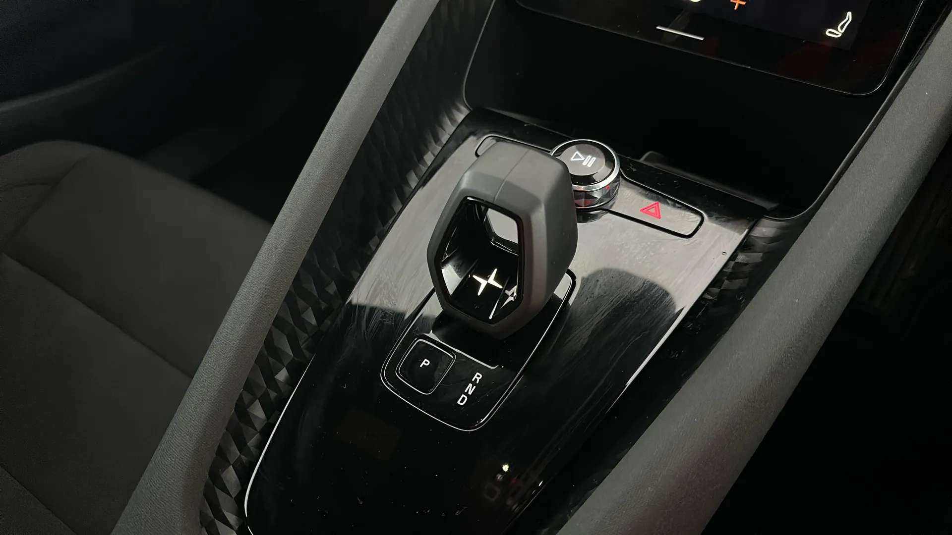 2022 POLESTAR 2 2022 POLESTAR 2