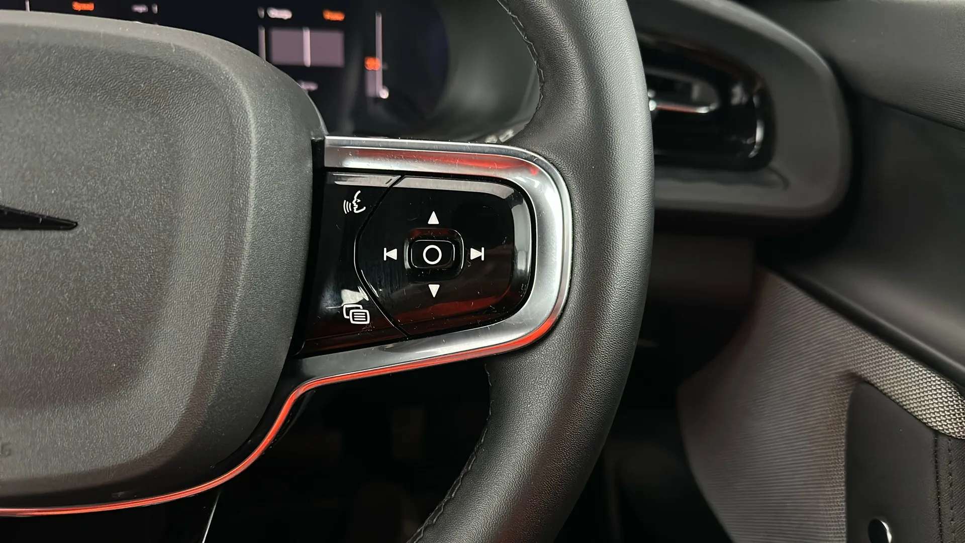 2022 POLESTAR 2 2022 POLESTAR 2