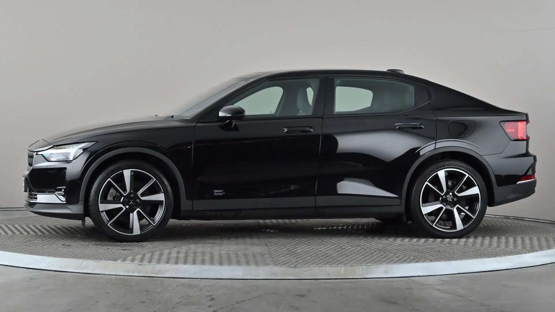 A 2021 POLESTAR 2 300kW Pilot Plus 78kWh Dual motor 4WD Auto A 2021 POLESTAR 2 300kW Pilot Plus 78kWh Dual motor 4WD Auto