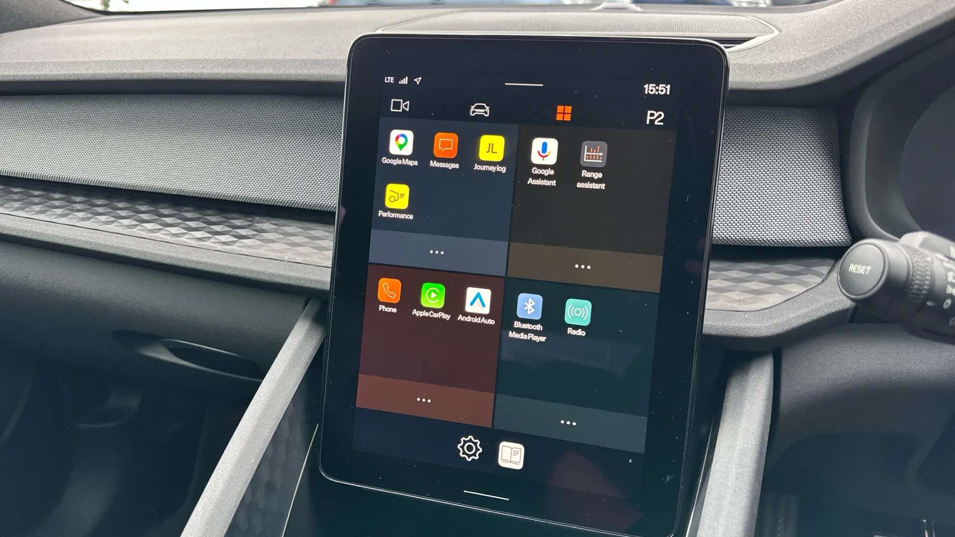 2024 POLESTAR 2 2024 POLESTAR 2