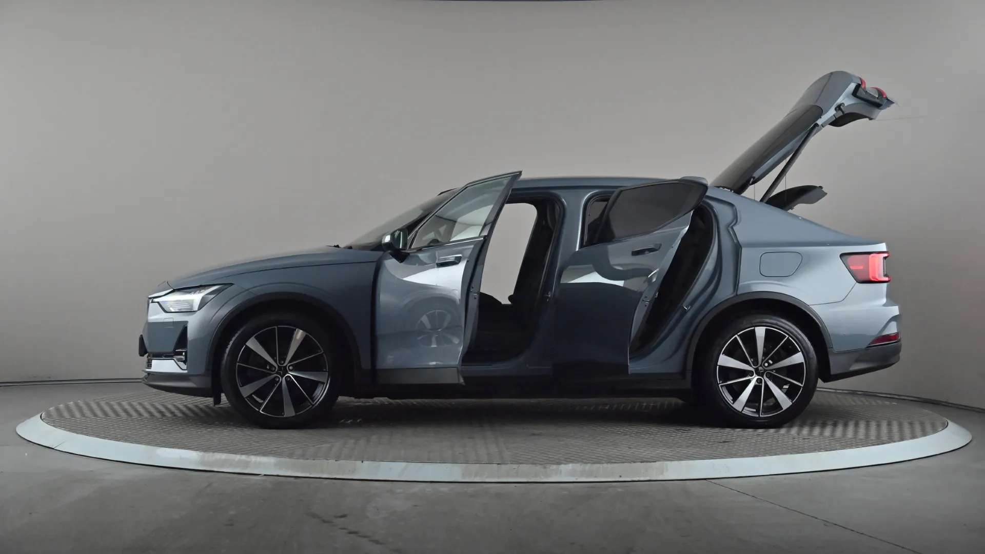 2021 POLESTAR 2 2021 POLESTAR 2