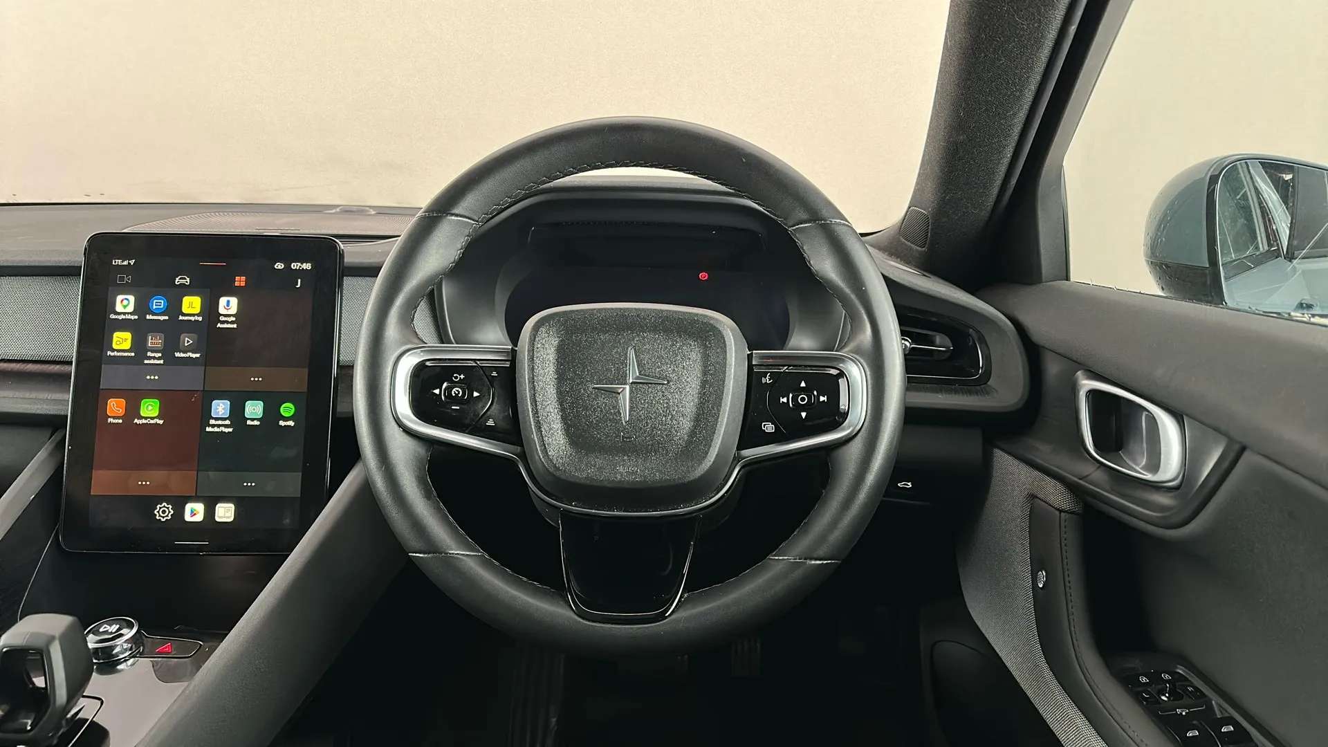 2021 POLESTAR 2 2021 POLESTAR 2