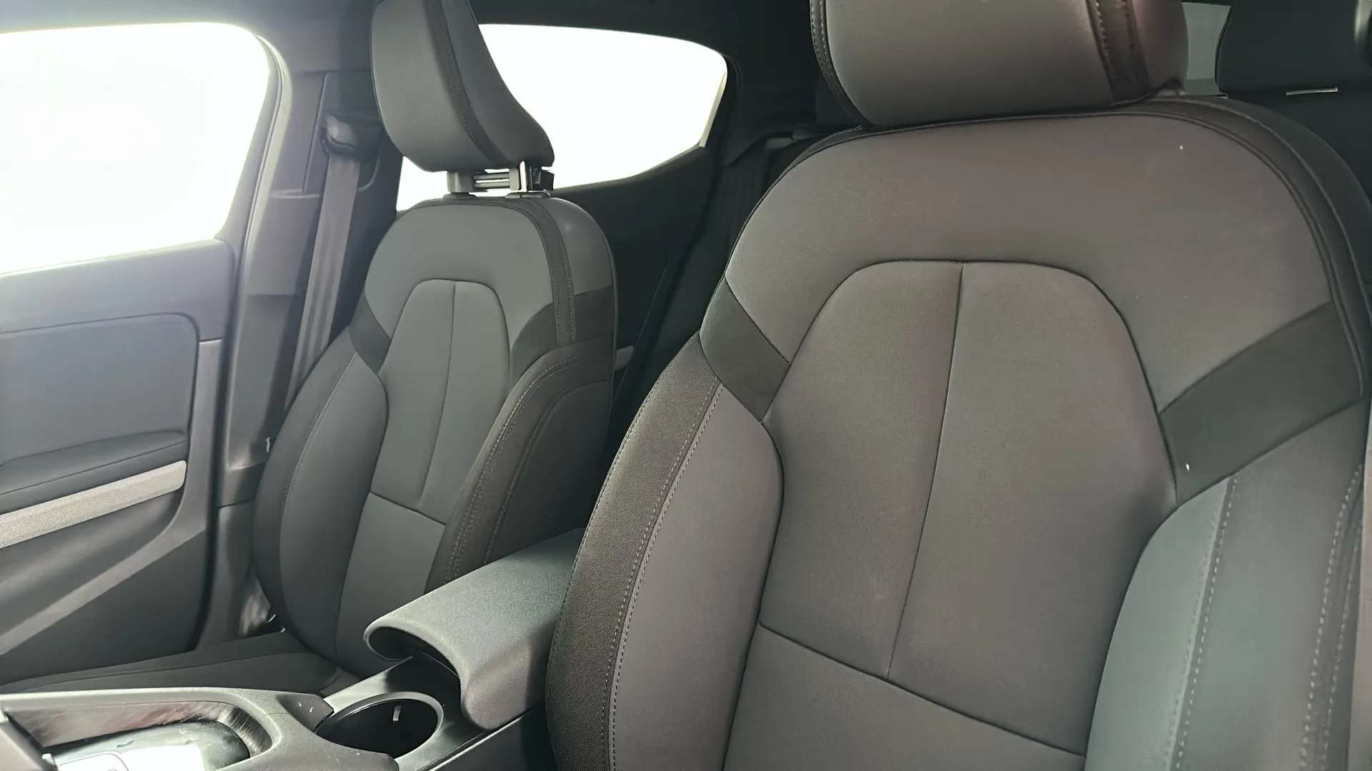 2021 POLESTAR 2 2021 POLESTAR 2