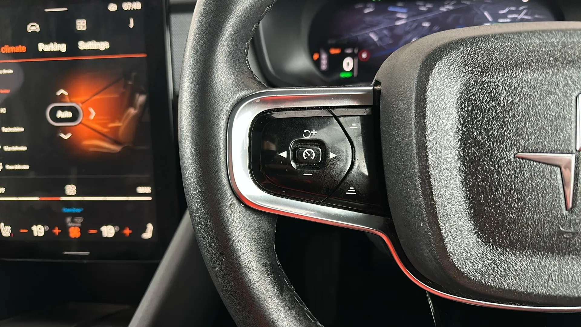 2021 POLESTAR 2 2021 POLESTAR 2