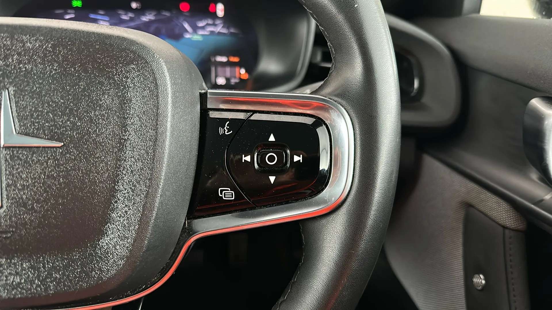 2021 POLESTAR 2 2021 POLESTAR 2