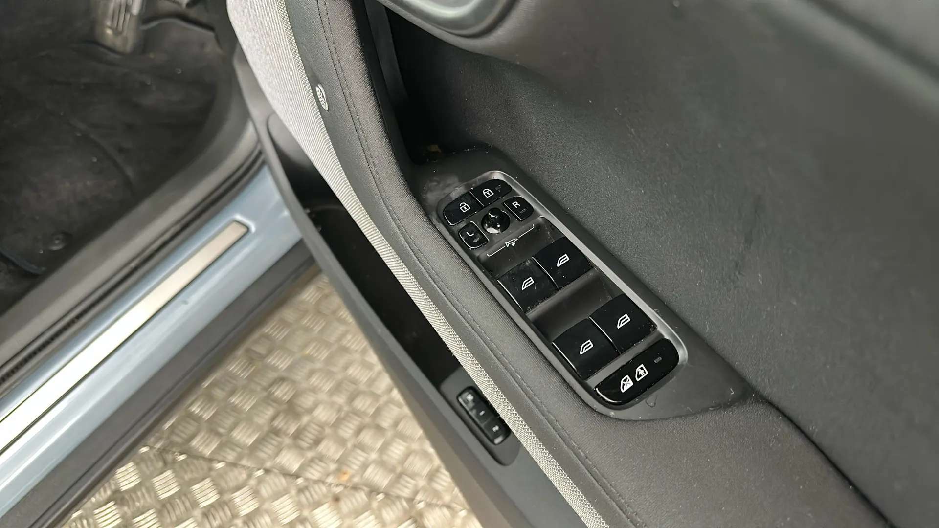 2021 POLESTAR 2 2021 POLESTAR 2