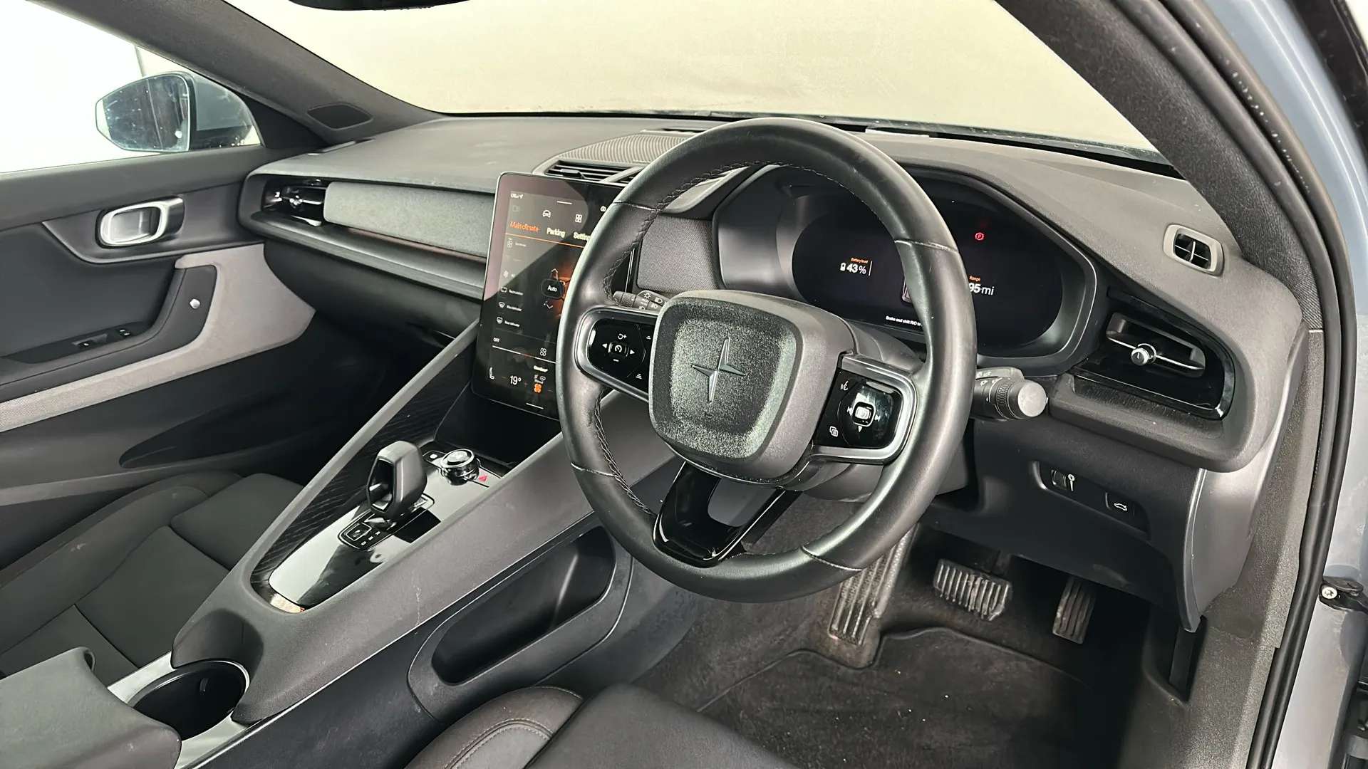 2021 POLESTAR 2 2021 POLESTAR 2