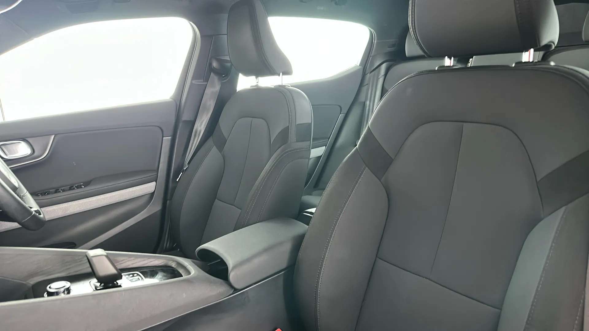 2020 POLESTAR 2 2020 POLESTAR 2