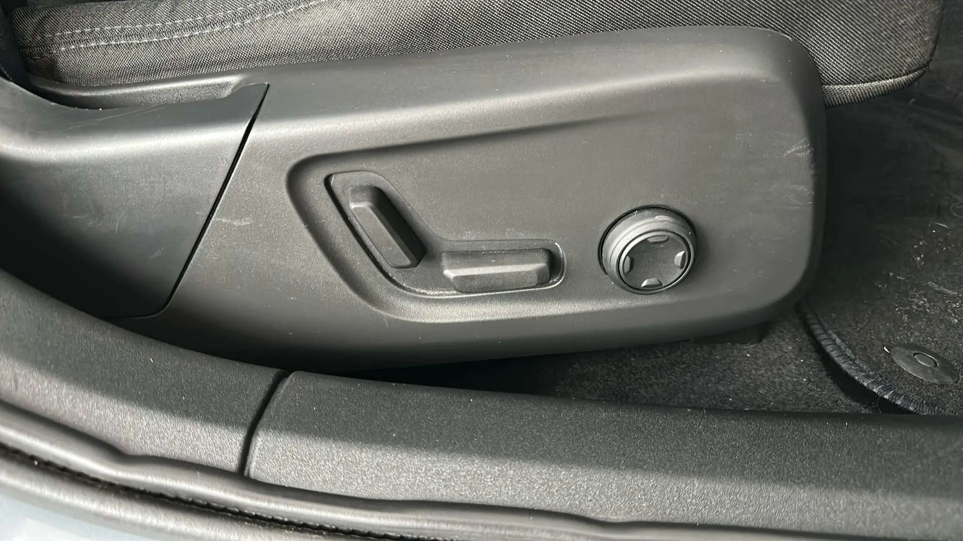 2020 POLESTAR 2 2020 POLESTAR 2