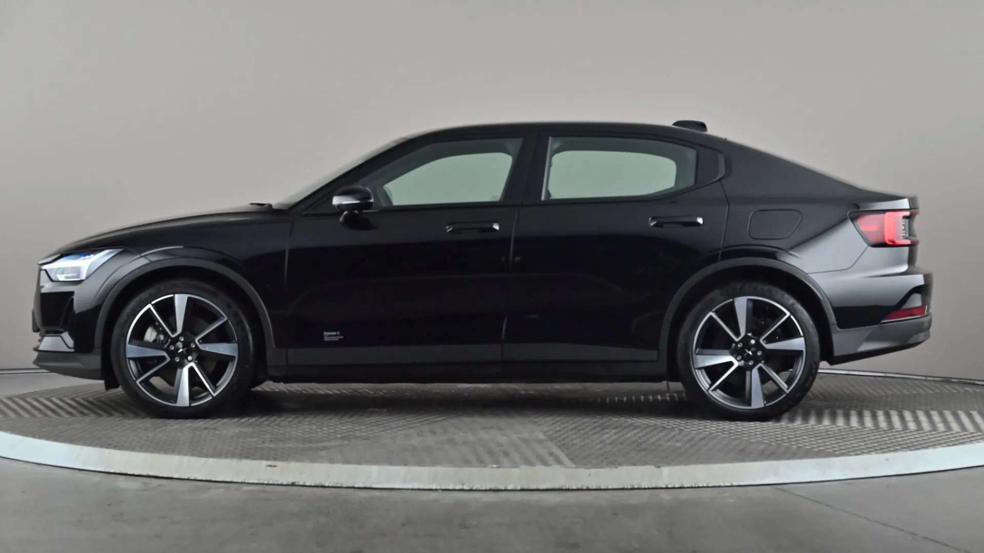 2022 POLESTAR 2 2022 POLESTAR 2