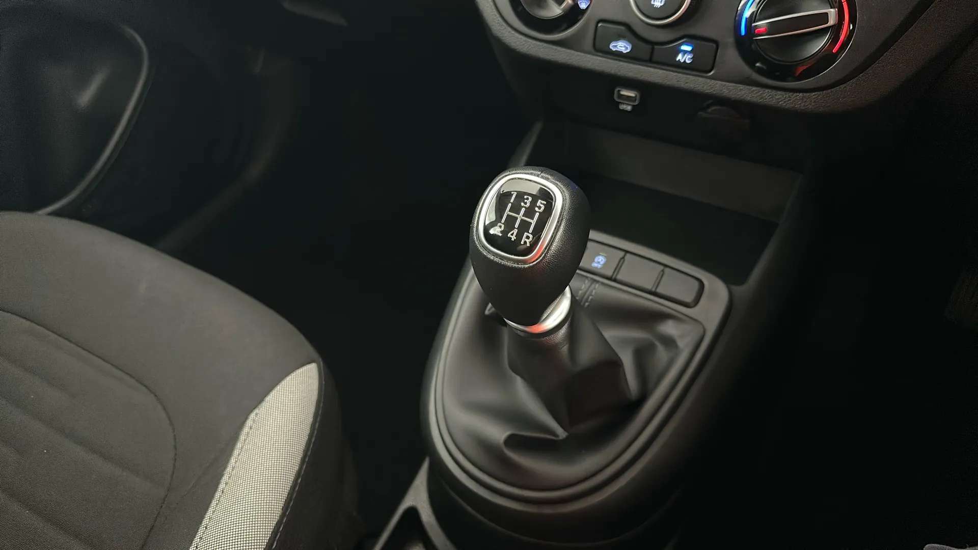 2022 HYUNDAI I10 2022 HYUNDAI I10