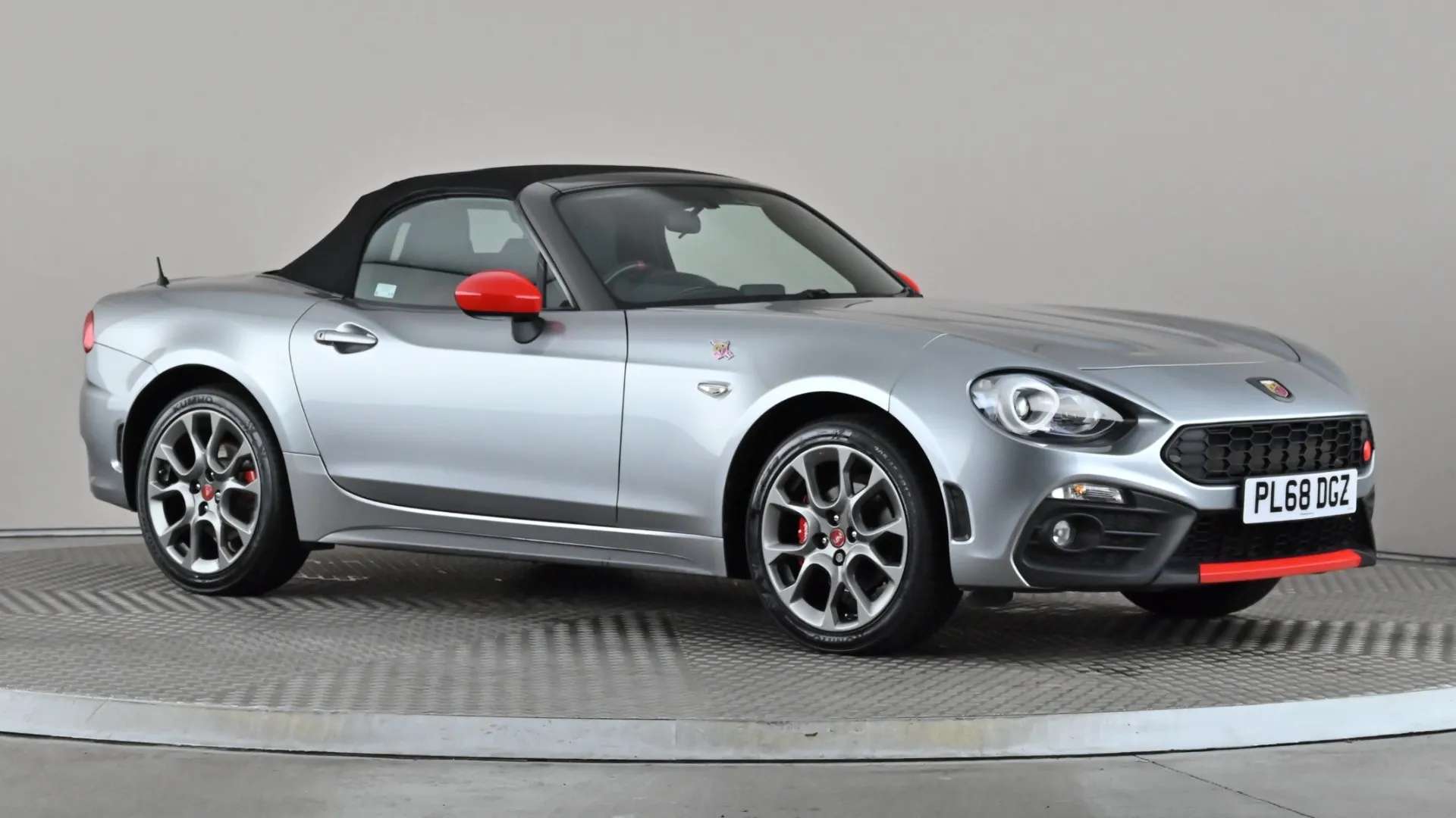 A 2018 ABARTH 124 SPIDER 1.4 T MultiAir Auto A 2018 ABARTH 124 SPIDER 1.4 T MultiAir Auto