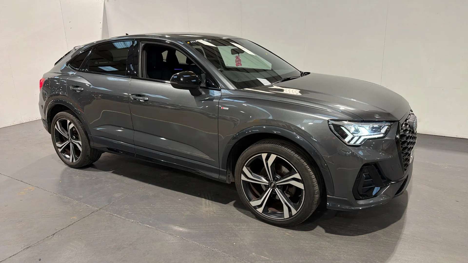 2020 AUDI Q3 2020 AUDI Q3