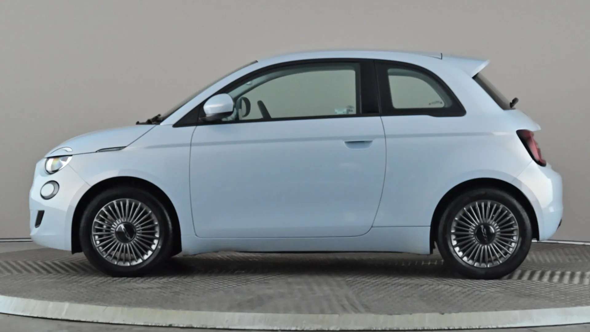 A 2022 FIAT 500 87kW Icon 42kWh Auto A 2022 FIAT 500 87kW Icon 42kWh Auto