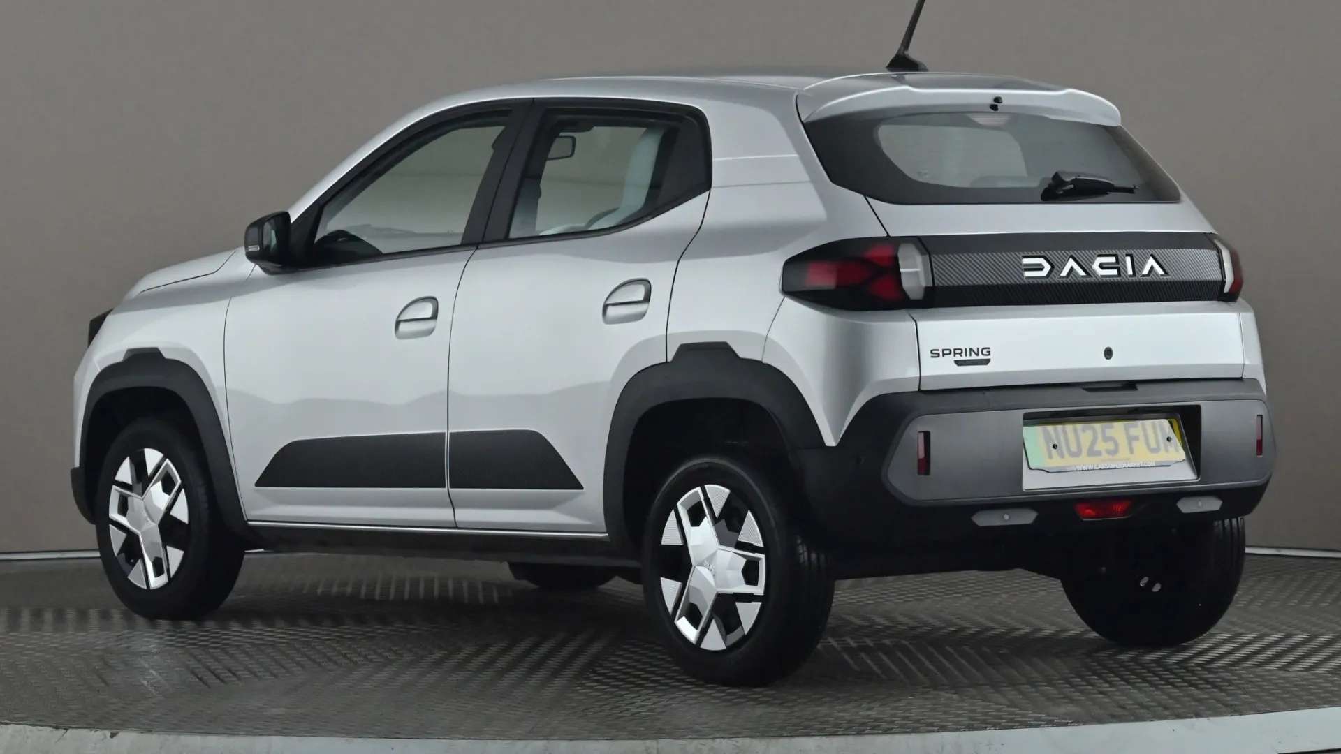 A 2025 DACIA SPRING 27kWh Expression 45 33kW Auto A 2025 DACIA SPRING 27kWh Expression 45 33kW Auto