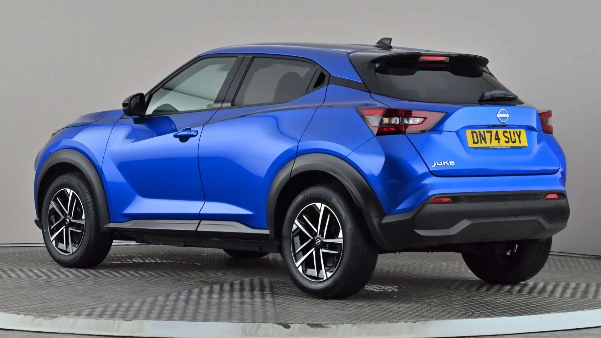 A 2024 NISSAN JUKE 1.0 DiG-T N-Connecta DCT A 2024 NISSAN JUKE 1.0 DiG-T N-Connecta DCT