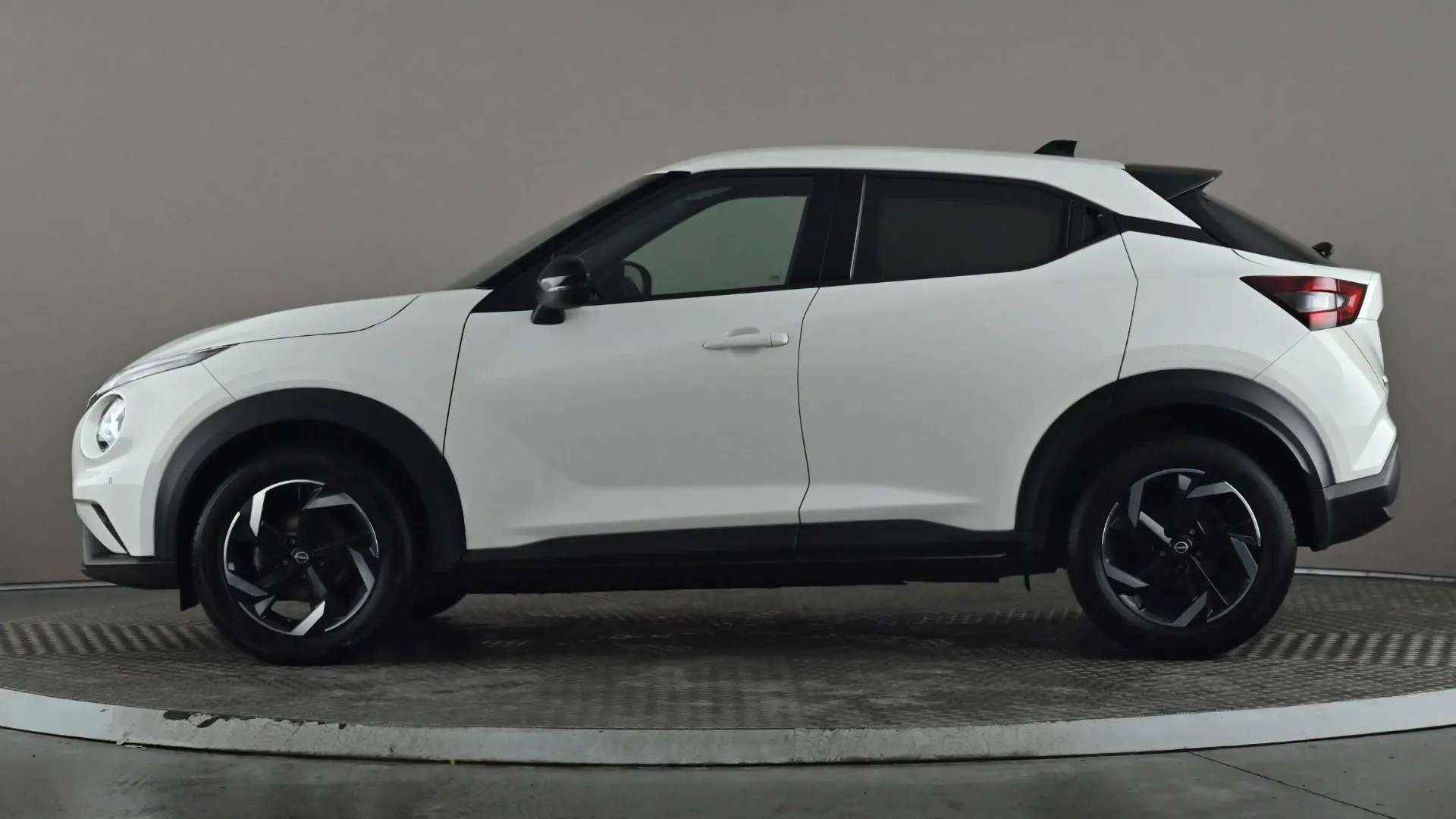 A 2022 NISSAN JUKE 1.0 DiG-T 114 N-Connecta DCT A 2022 NISSAN JUKE 1.0 DiG-T 114 N-Connecta DCT