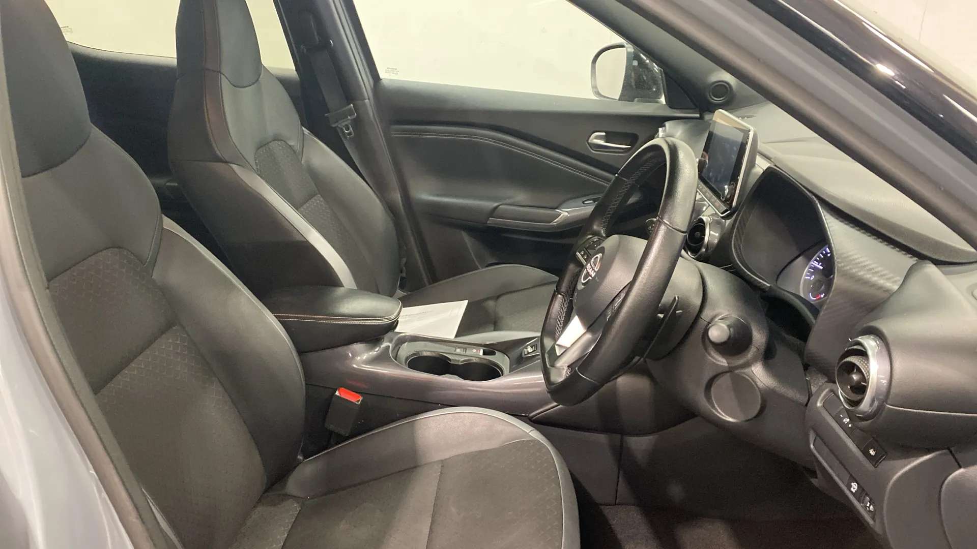 A 2024 NISSAN JUKE 1.0 DiG-T 114 N-Connecta DCT A 2024 NISSAN JUKE 1.0 DiG-T 114 N-Connecta DCT