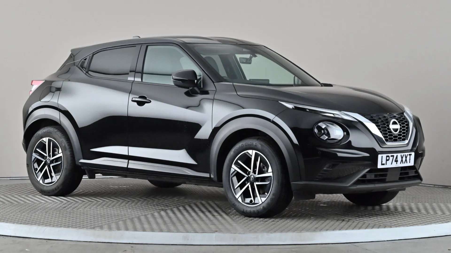 A 2025 NISSAN JUKE 1.0 DiG-T N-Connecta DCT A 2025 NISSAN JUKE 1.0 DiG-T N-Connecta DCT