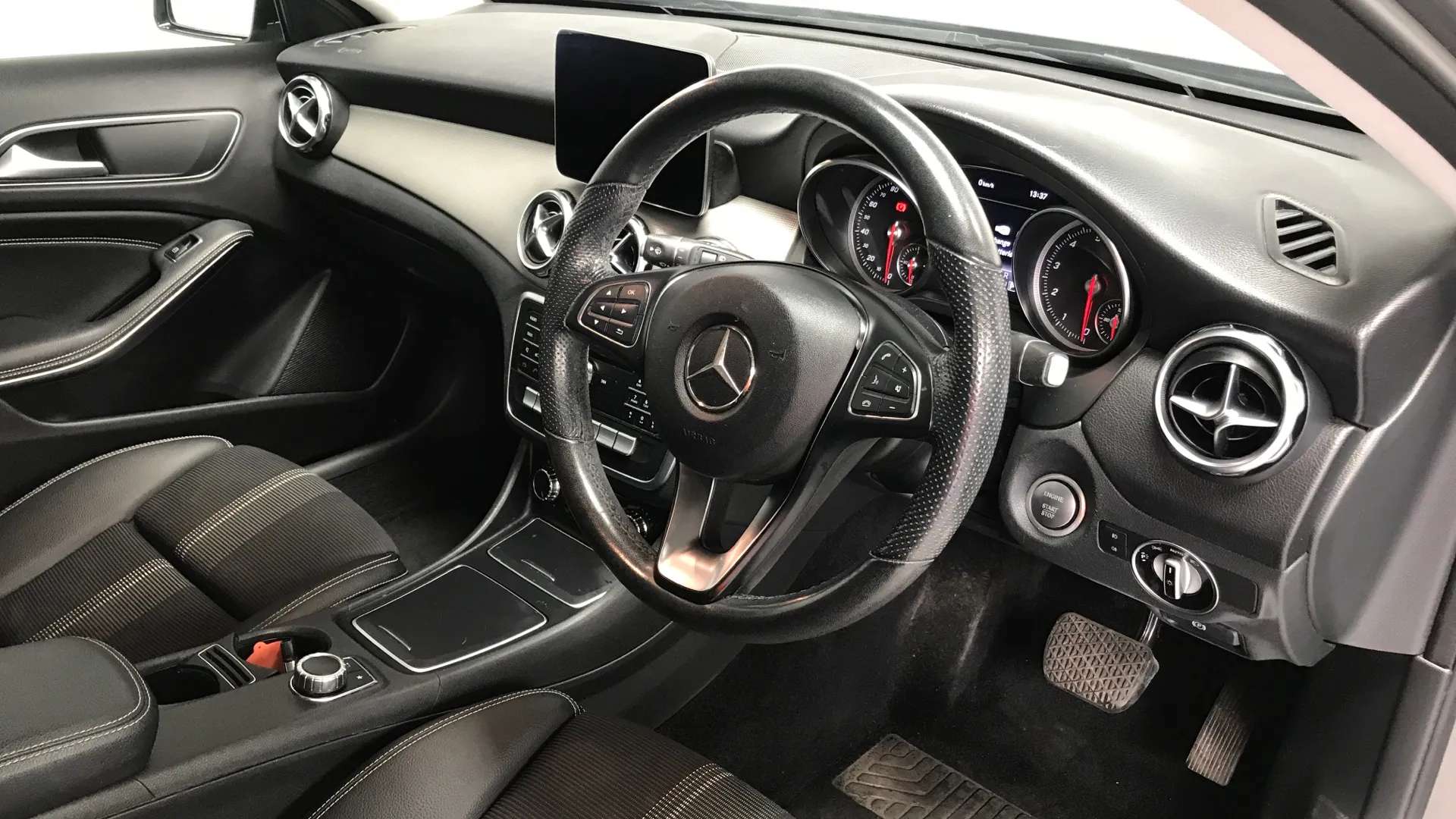 2019 MERCEDES-BENZ GLA 2019 MERCEDES-BENZ GLA