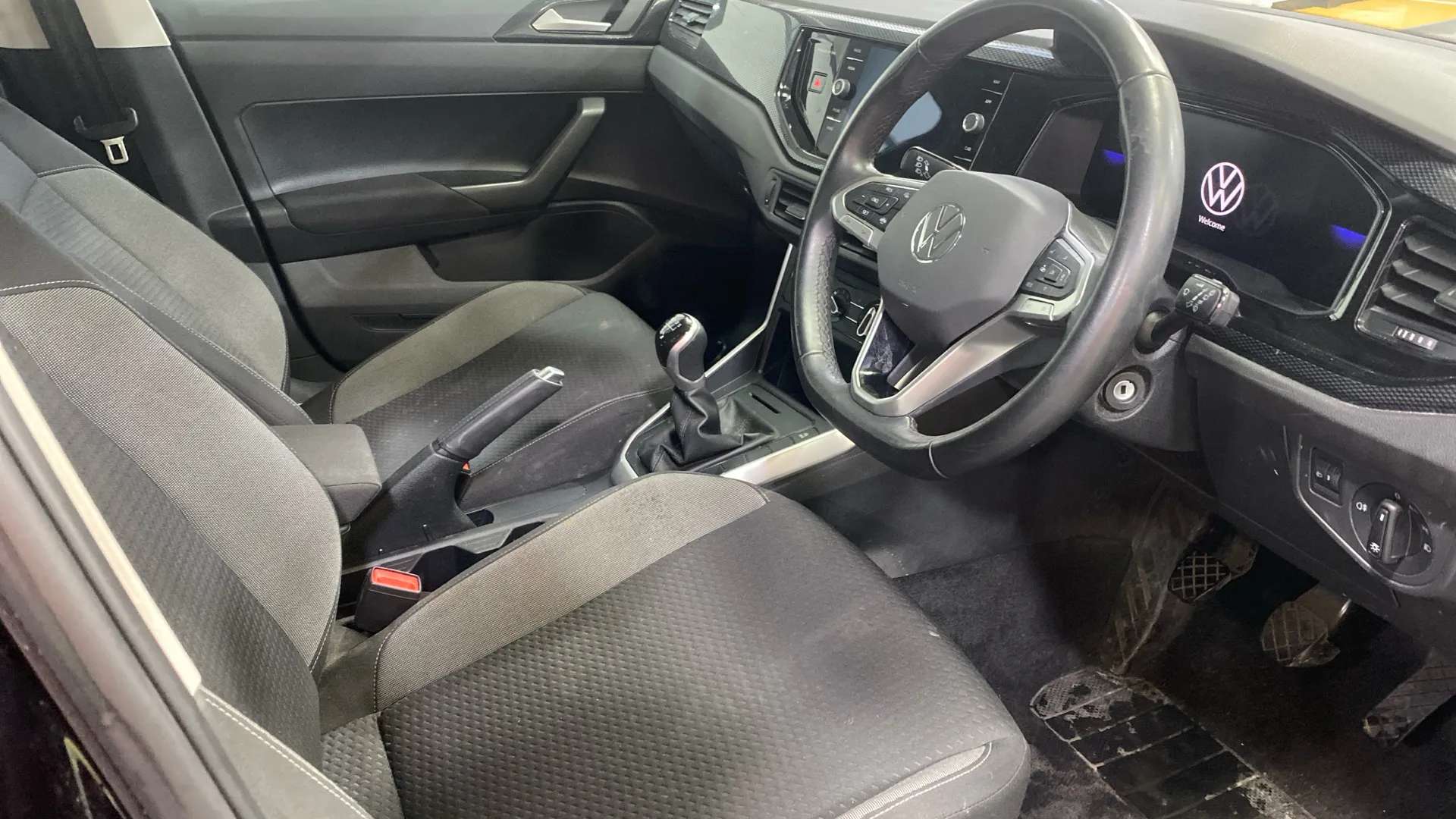 A 2025 VOLKSWAGEN POLO 1.0 Life A 2025 VOLKSWAGEN POLO 1.0 Life