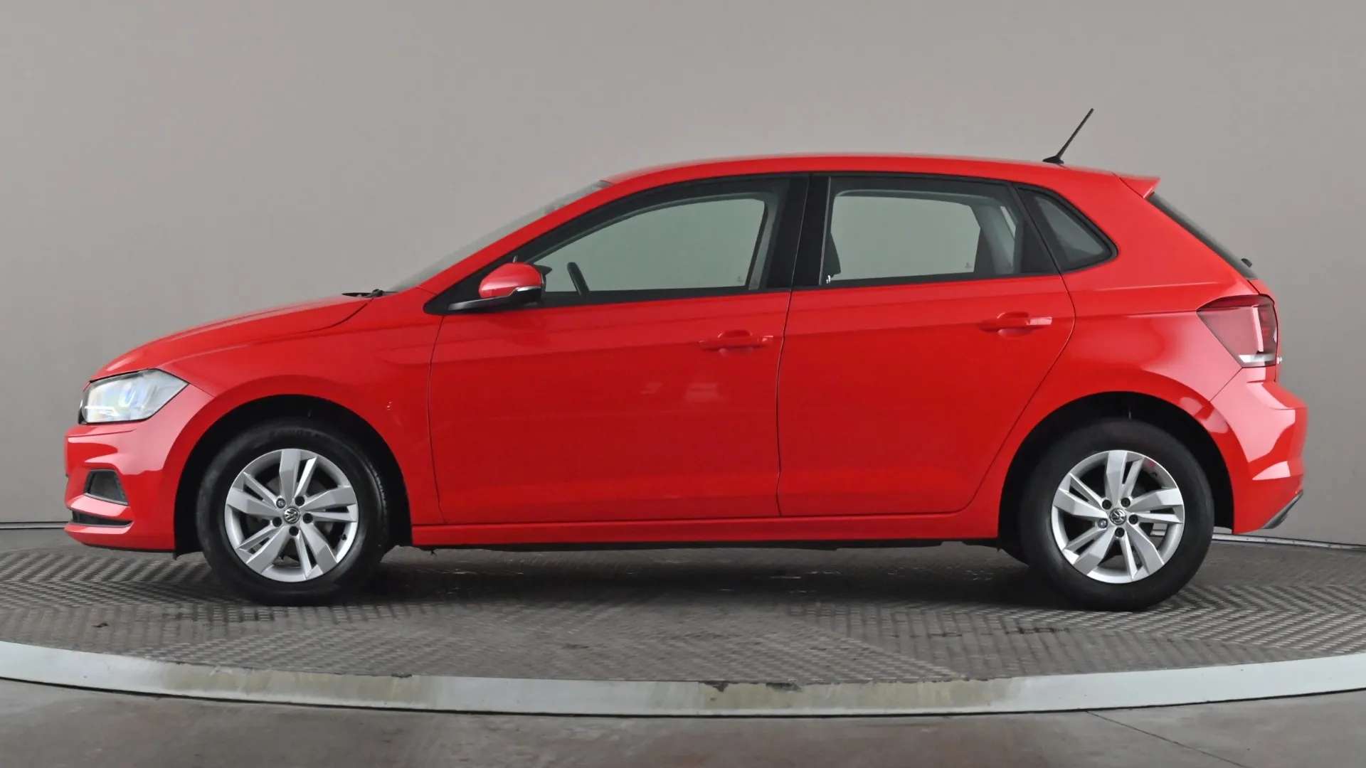A 2018 VOLKSWAGEN POLO 1.0 SE A 2018 VOLKSWAGEN POLO 1.0 SE