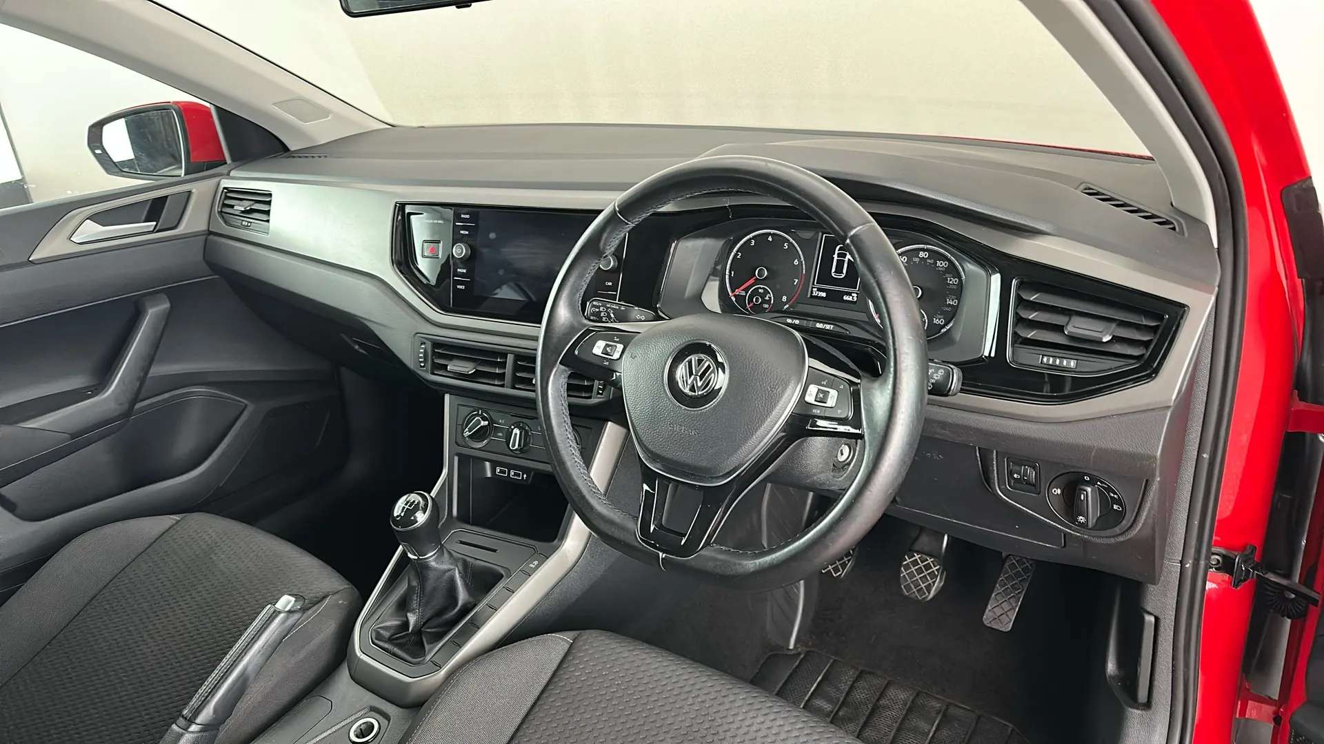 2018 VOLKSWAGEN POLO 2018 VOLKSWAGEN POLO