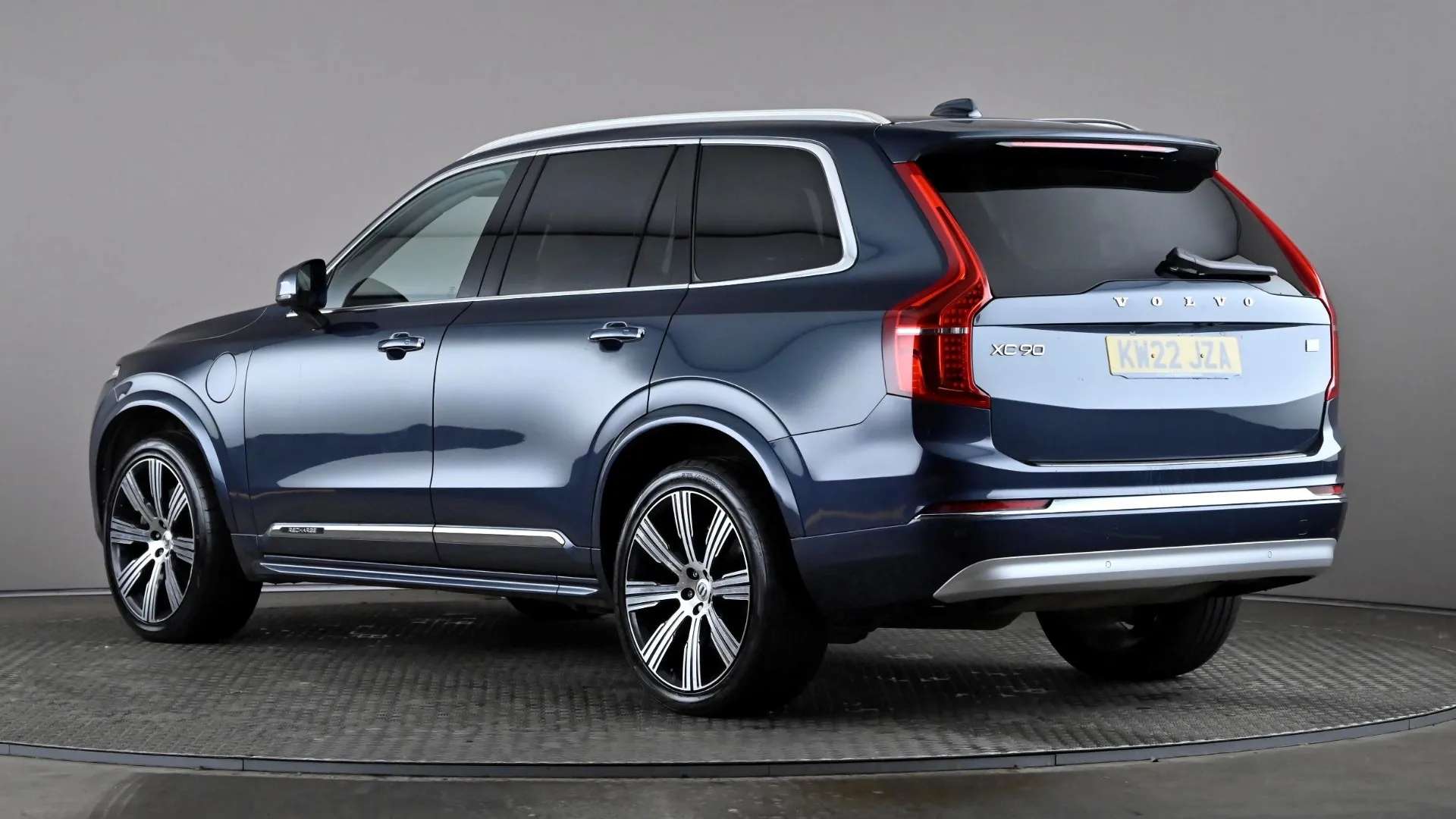 2022 VOLVO XC90 2022 VOLVO XC90