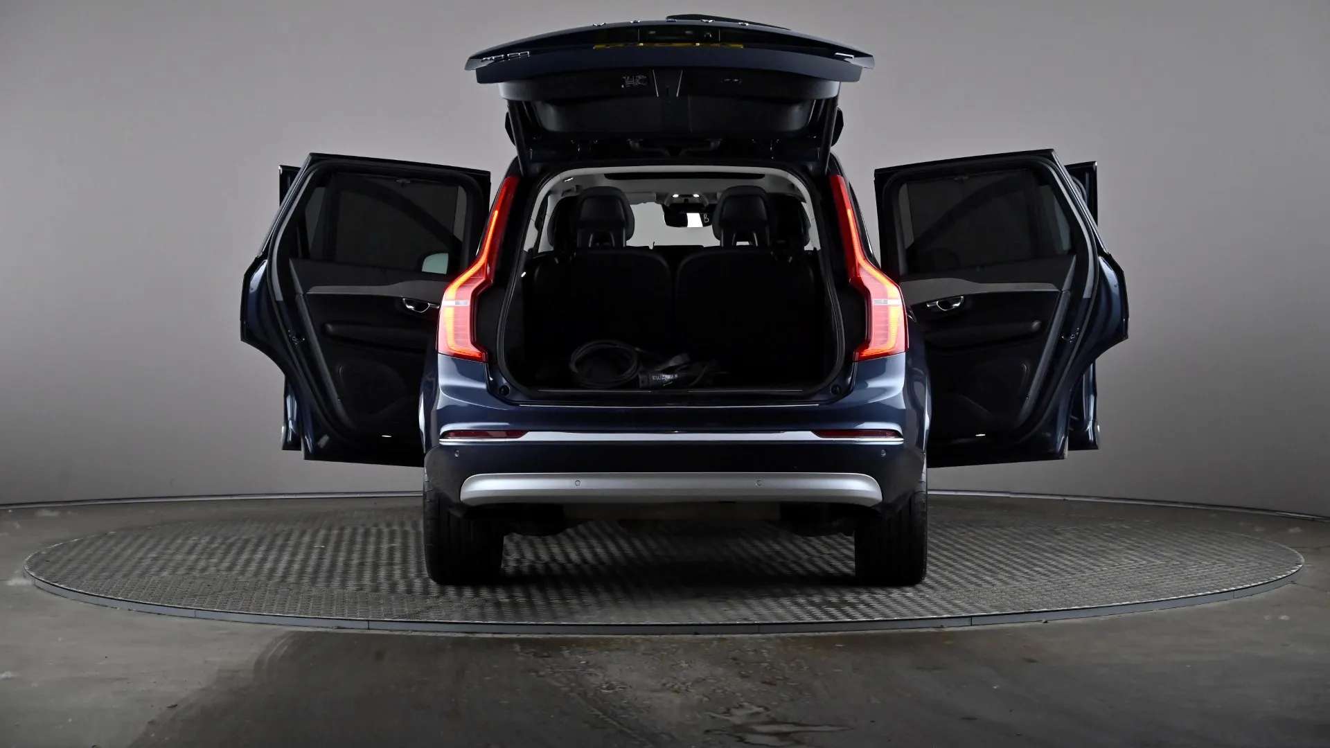 2022 VOLVO XC90 2022 VOLVO XC90