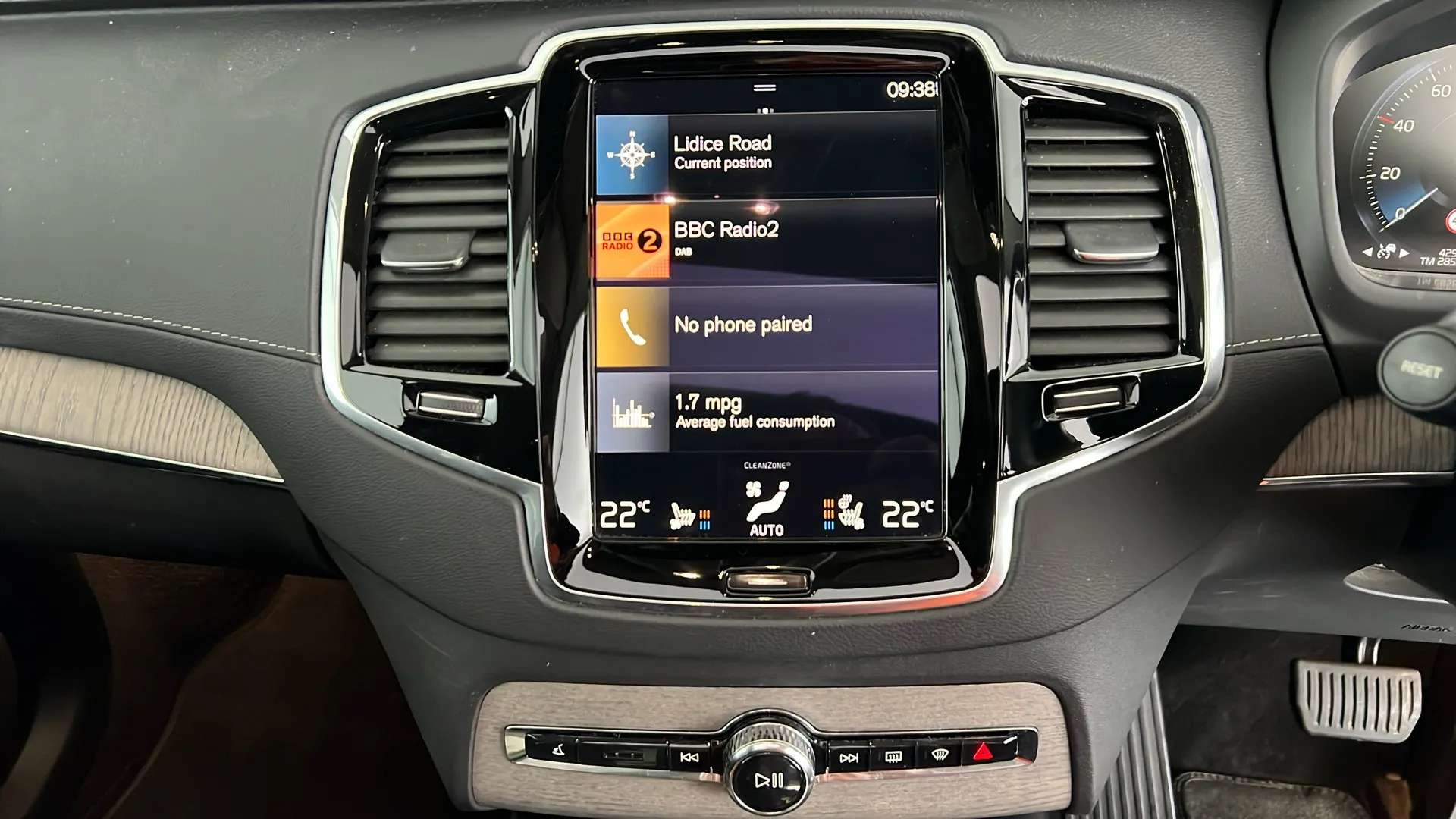 2022 VOLVO XC90 2022 VOLVO XC90