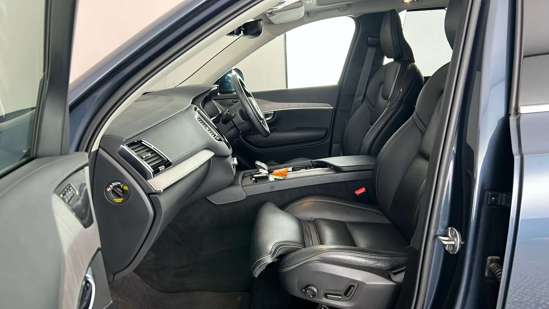 2022 VOLVO XC90 2022 VOLVO XC90