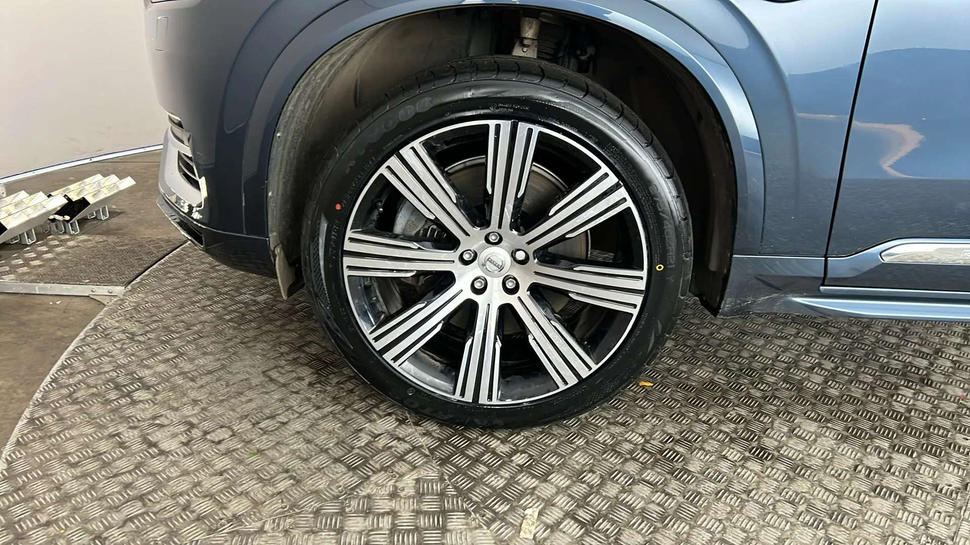 2022 VOLVO XC90 2022 VOLVO XC90