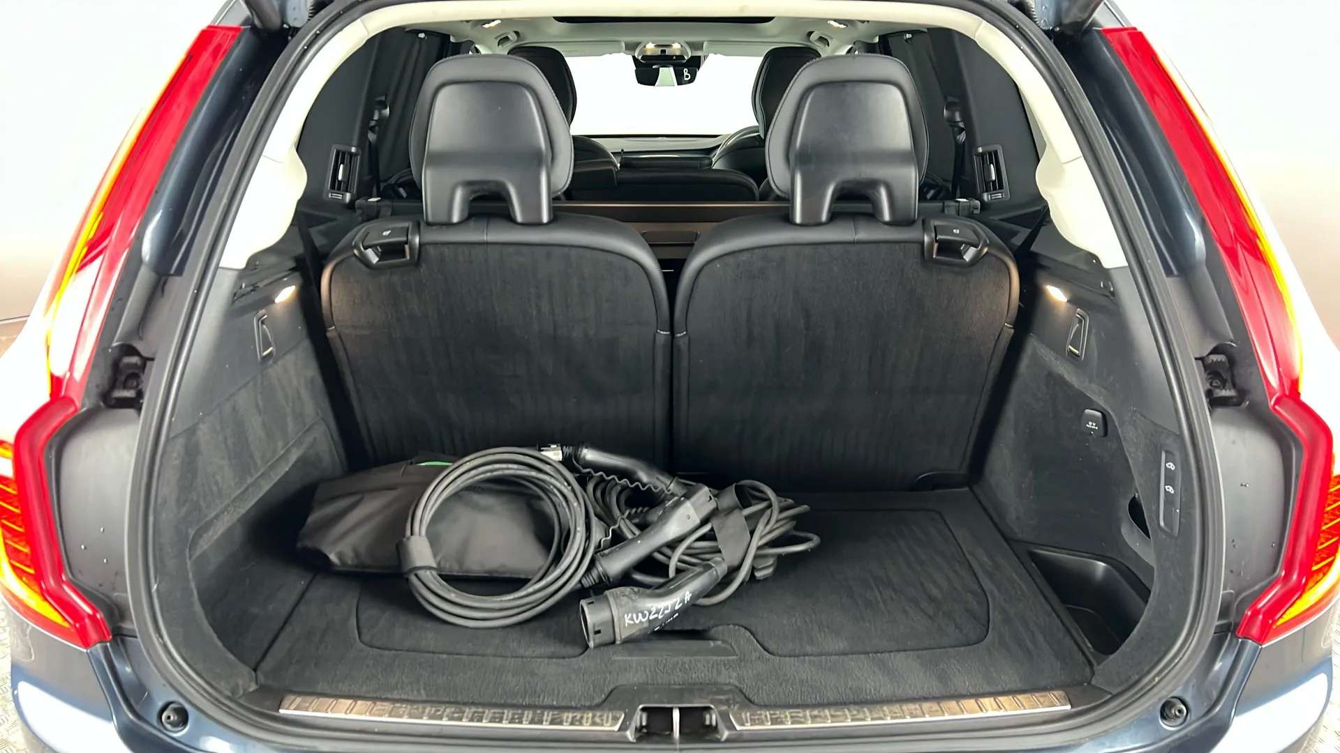 2022 VOLVO XC90 2022 VOLVO XC90