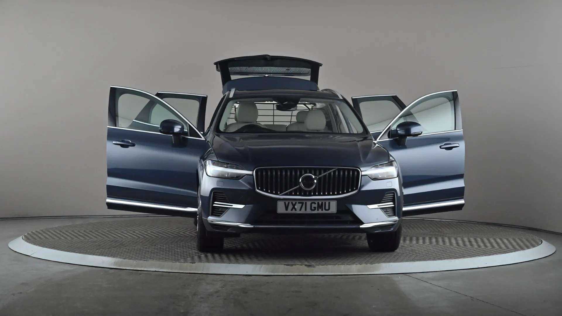 2021 VOLVO XC60 2021 VOLVO XC60