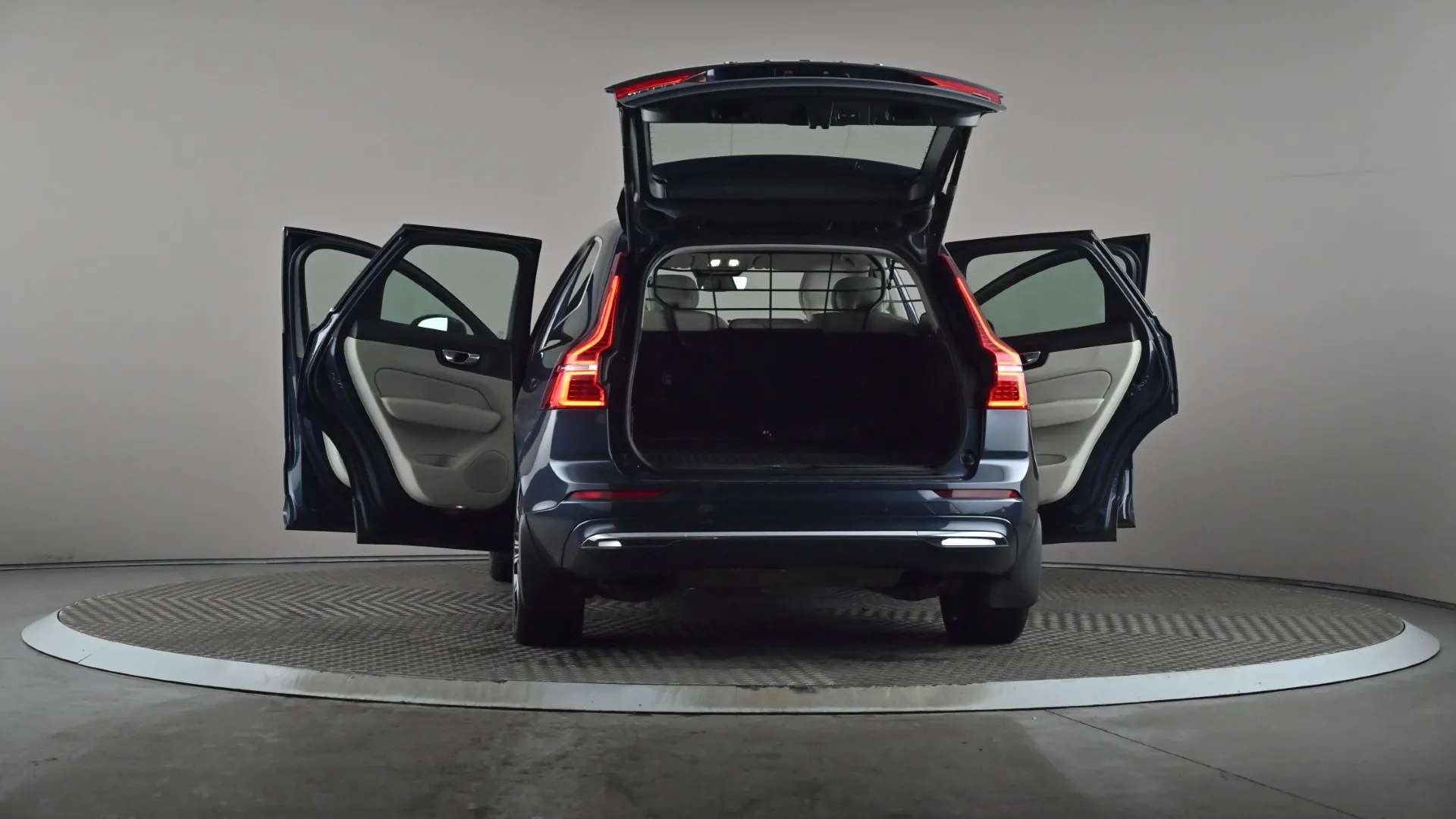 2021 VOLVO XC60 2021 VOLVO XC60