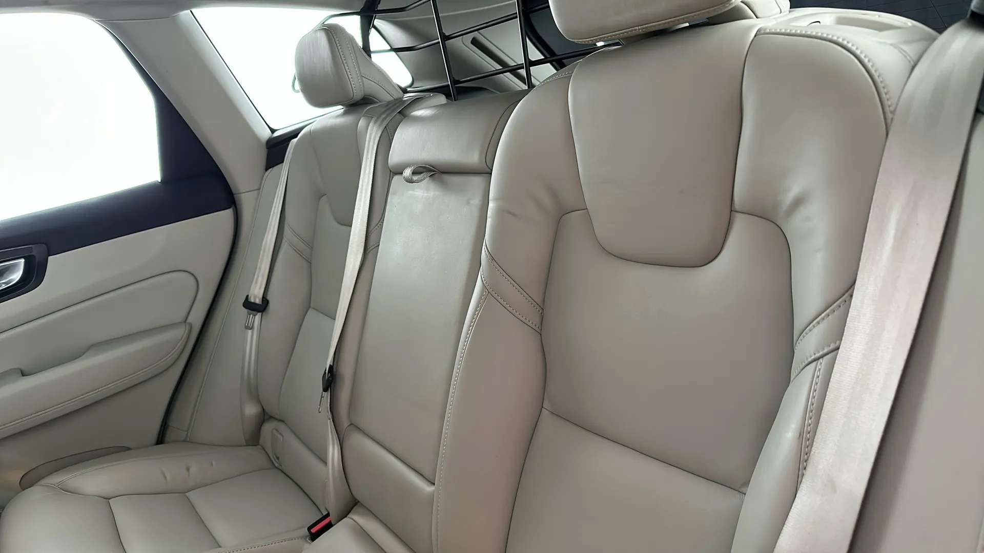 2021 VOLVO XC60 2021 VOLVO XC60